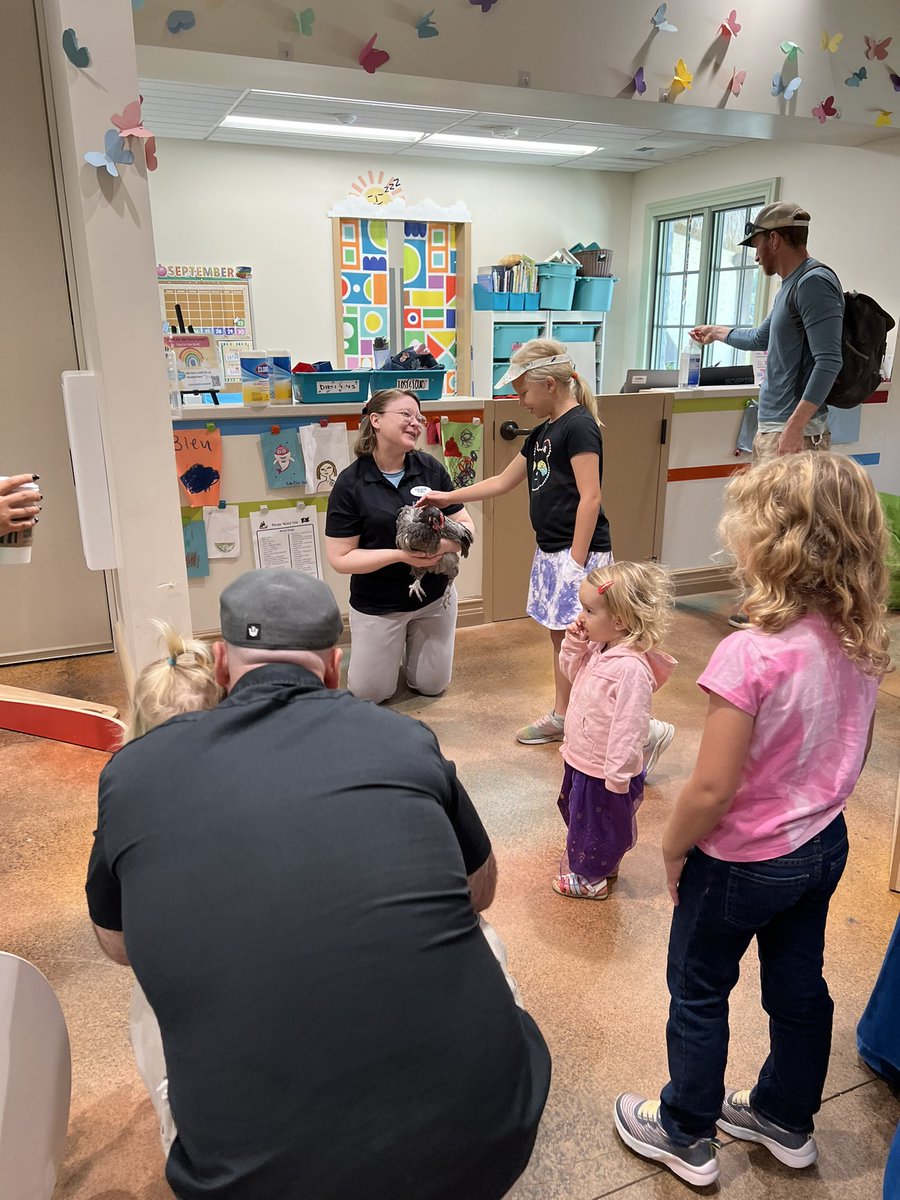 KariAnnGonzale1's tweet photo. My first #author visit to read my #PB #HowToHatchAReader was like a fairytale! So fitting that it was at @FairytaleTown! Reading, crafts & meeting 🐓 Millie was magical! @RachelSuzanne @GnomeRoadPub @PbSpree
#kidlit #writingcommunity #amreading #librarians #parents #teachers https://t.co/gKLuIdxQFV