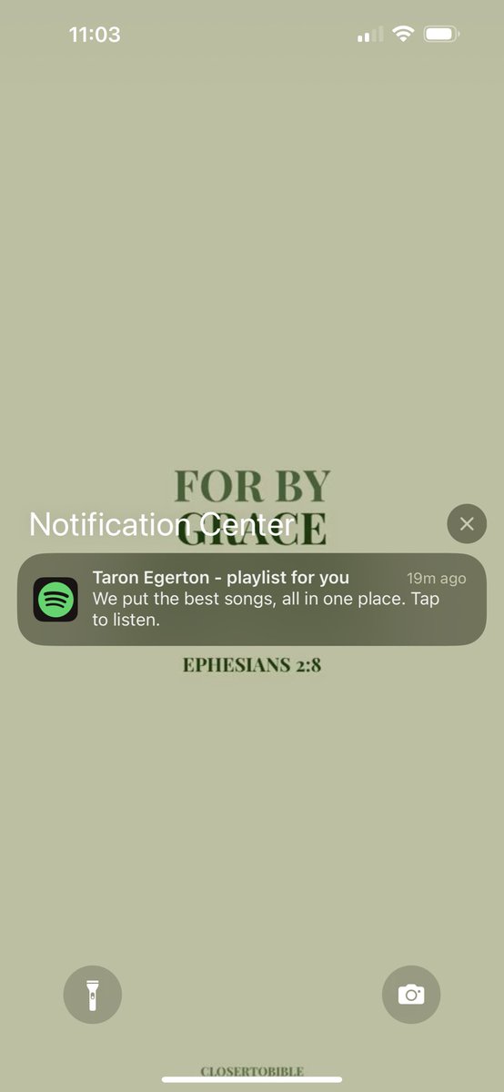 PSKSKSKS LOOK AT THE NOTIFICATION I JUST GOT.