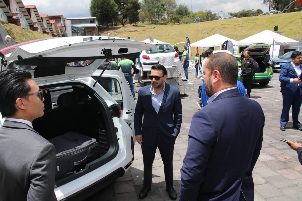 Este espacio sobre #MovilidadSostenible trajo a la reflexión la importancia del:

👉🏻 Fomento de energías limpias
👉🏻Transportes eficientes
👉🏻Una movilidad que asegura la salud, seguridad y equidad
👉🏻Reducción de gases de efecto invernadero
👉🏻Promover un modo de vida sostenible.