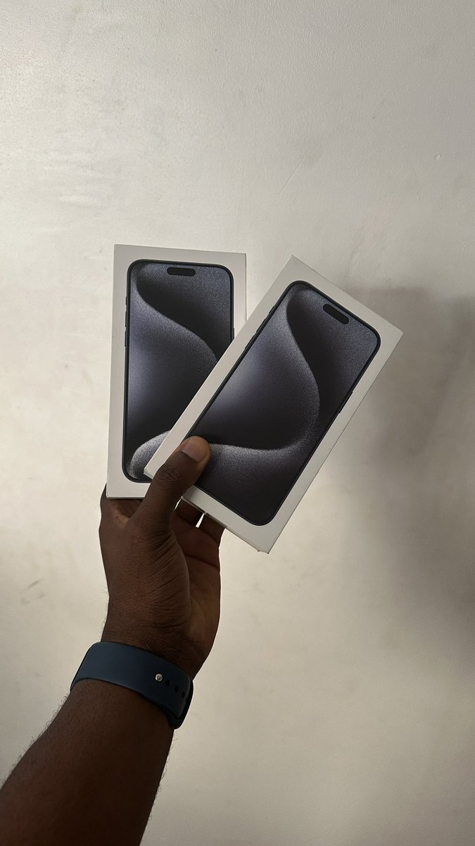 dikaaccessories's tweet photo. 15 pro max 256gb and 512gb now available https://t.co/InRgzZaV39