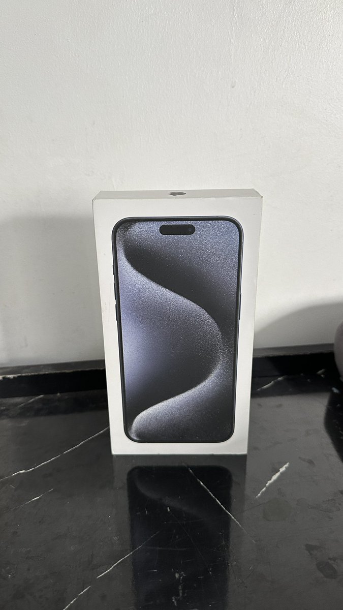dikaaccessories's tweet photo. 15 pro max 256gb and 512gb now available https://t.co/InRgzZaV39