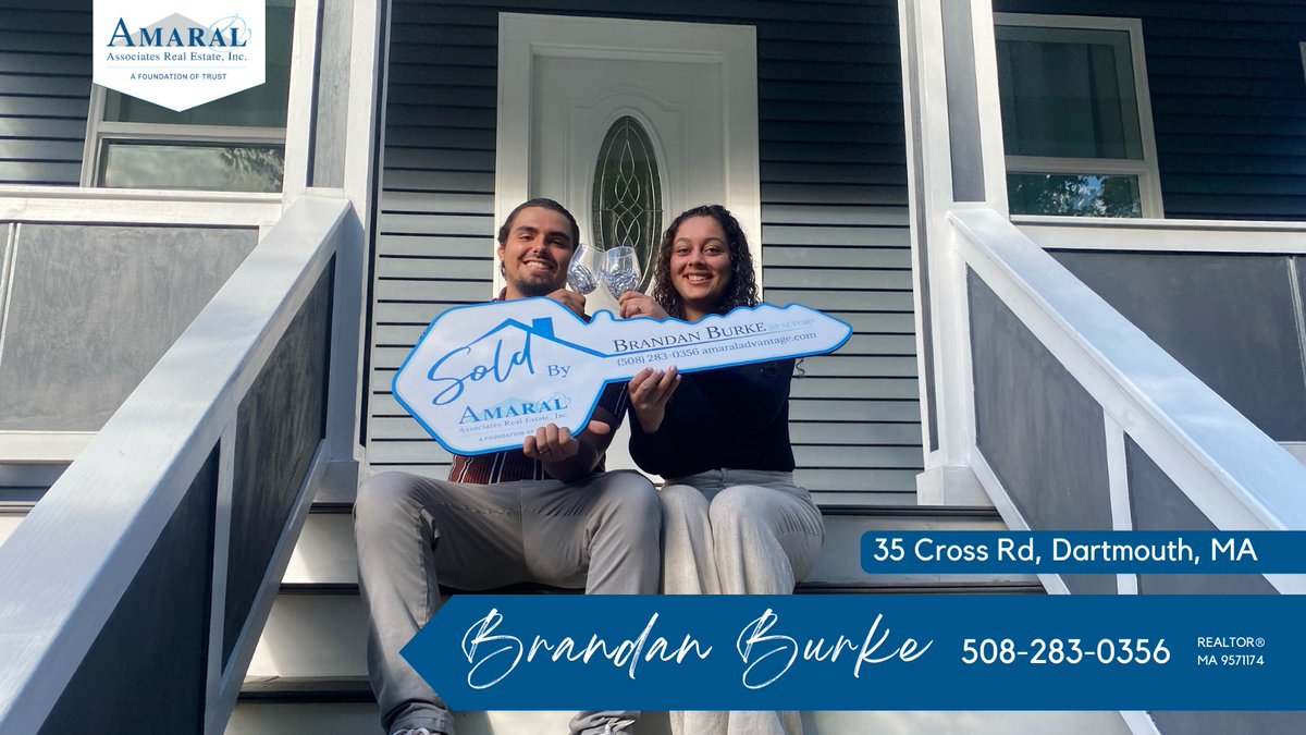 AmaralAdvantage's tweet photo. SOLD with Brandan Burke - Amaral &amp; Associates Real Estate!
35 Cross Rd, Dartmouth, MA
Contact Brandan at 508-283-0356 for your real estate needs! #AmaralAdvantage #Sold #Dartmouth  #RealEstate #BuywithAmaral https://t.co/hMUjyxmX5c