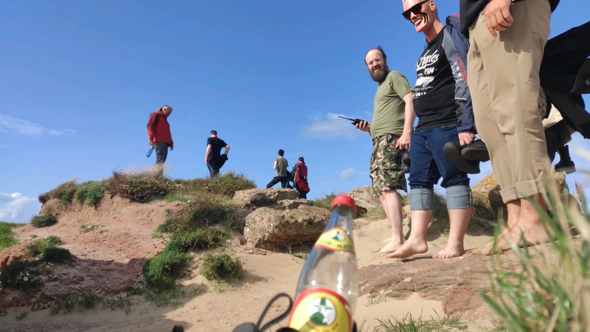 Day 3, Nixxers invade Hilbre Island by train

#nixos #nixcamp #nixcamp23 

(Face censored by nixified.ai)