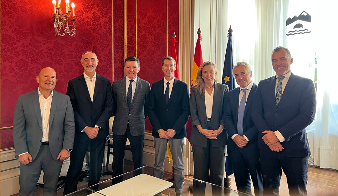 lariojaorg's tweet image. 🌾 Apoyamos la creación del primer centro tecnológico agroalimentario conjunto de España, con empresas riojanas y navarras. 

👉🏼 Fusión del CNTA y FUDin by Ctic Cita.

🗣️ @CapellanGonzalo: “Un sector más competitivo en el Valle del Ebro” 

🖇️ Info: actualidad.larioja.org/noticia?n=not-…