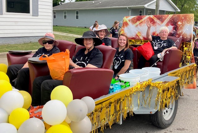 Wabash_WB's tweet photo. We take great pride in being part of the wonderful community here in Wabash, IN. Our residents and staff had a lot of fun taking part in the Founder's Day Parade. The water guns were a big hit on a warm afternoon! https://t.co/cCYo5SNeso