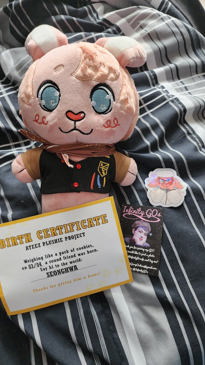 selfishwaltzin's tweet photo. Thank you so much for @InfinityGOs for hosting this GO!! Hwa is now home and adorable 🫶🩷
Another thanks to @atzplushiepro for making these adorable plushies! https://t.co/WL2zaWY1pY