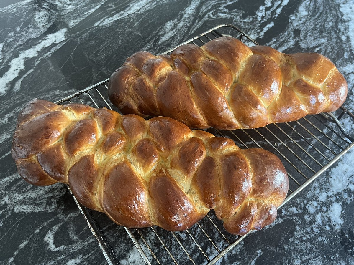 FancyDressBash's tweet photo. #GBBO is on tv shortly. So excited I forgot to bake something today! Here’s what I baked earlier though https://t.co/OraH0Gwpeo