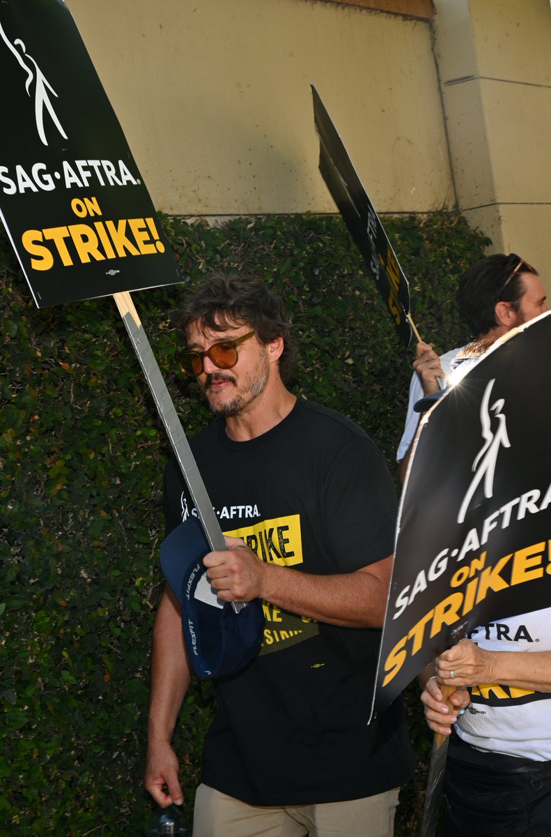 Variety's tweet image. Pedro Pascal on the SAG-AFTRA picket line at Warner Bros.