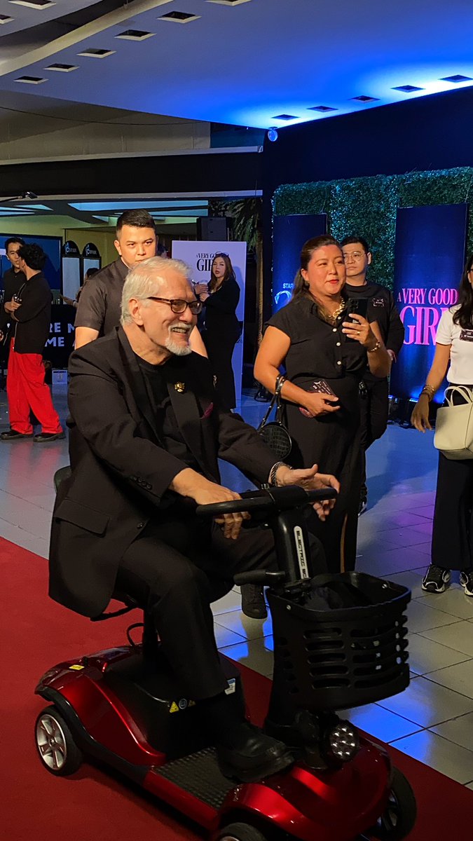 meriglean's tweet photo. Lolo Sir 🥹

GOOD GIRLS NIGHT
#AVeryGoodPremiereNight https://t.co/1MEhuw38ah