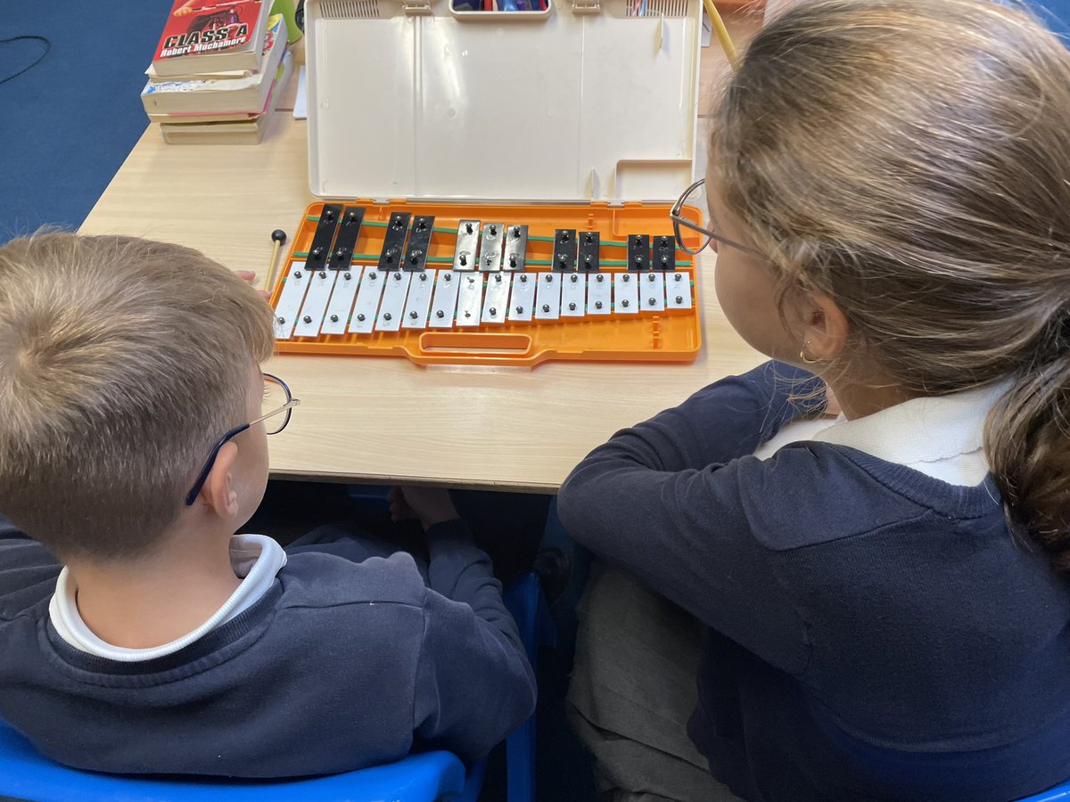 Using the xylophones in Music today to compose and rehearse a tune 🎶 <a href="/MrsBretecheSPS/">MrsBretecheSPS</a> <a href="/SummerswoodPS/">Summerswood School</a>