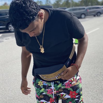 officialdonv3ra's tweet photo. #NewProfilePic https://t.co/cuVvjqw5nl