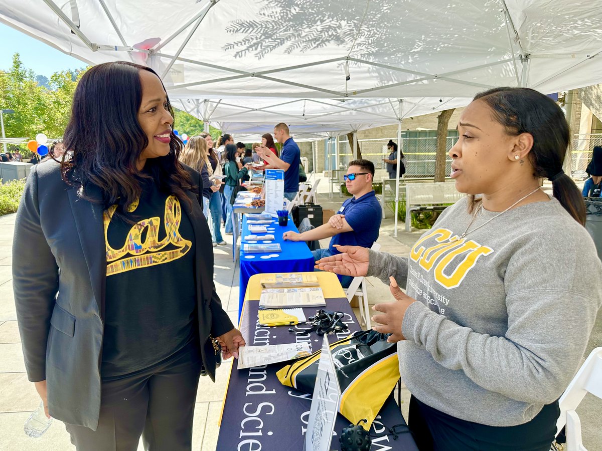Fantastic morning at our #CollegeandCareerFair where students met with representatives from over 50 private and public colleges, universities and employers. Thank you West L.A. College for hosting the #ClassOf2024. #AcceleratingSuccess