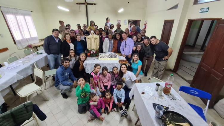 AgenciaAica's tweet photo. #Concordia Mons. Zurbriggen destacó la 'presencia cercana y transformadora de María' @Dioconcordia https://t.co/6BEel4jPR8 https://t.co/IkAYfdkO1Z