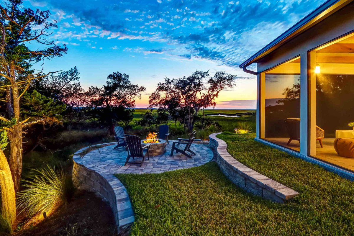 End each day with a front-row seat to nature’s masterpiece. 🌅
#realestate #realtor #explore #exploreflorida #florida #onesothebys #ameliaisland