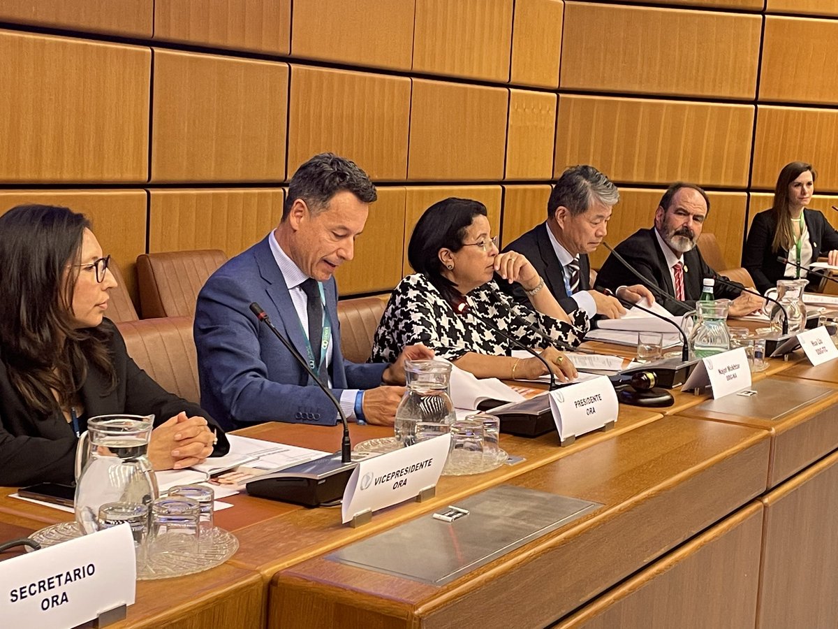 En el encuentro, Chile asumió presidencia del Órgano de Representantes ARCAL:

🗨️ "Seguiremos trabajando para potenciar la cooperación técnica y promoción de las aplicaciones pacíficas de la ciencia y tecnología nucleares en A. Latina", Embajador de 🇨🇱 en Austria, Rodrigo Olsen.