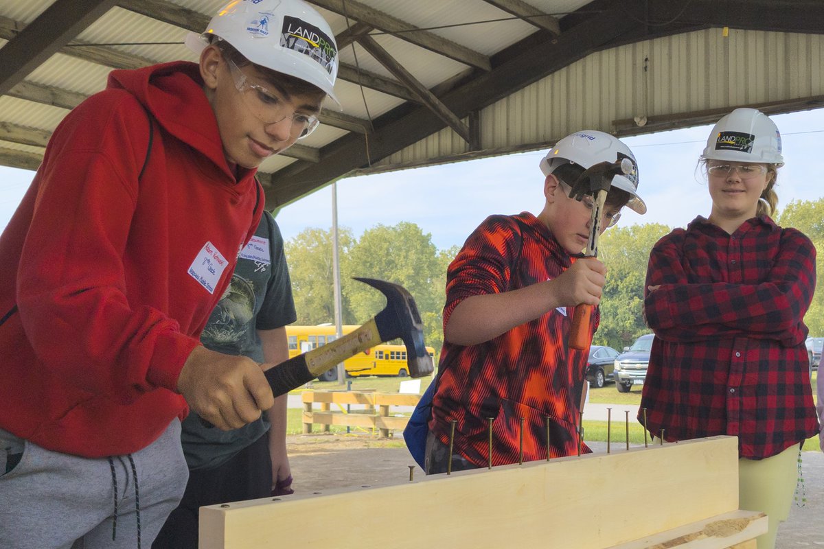 GLOW With Your Hands tweet media