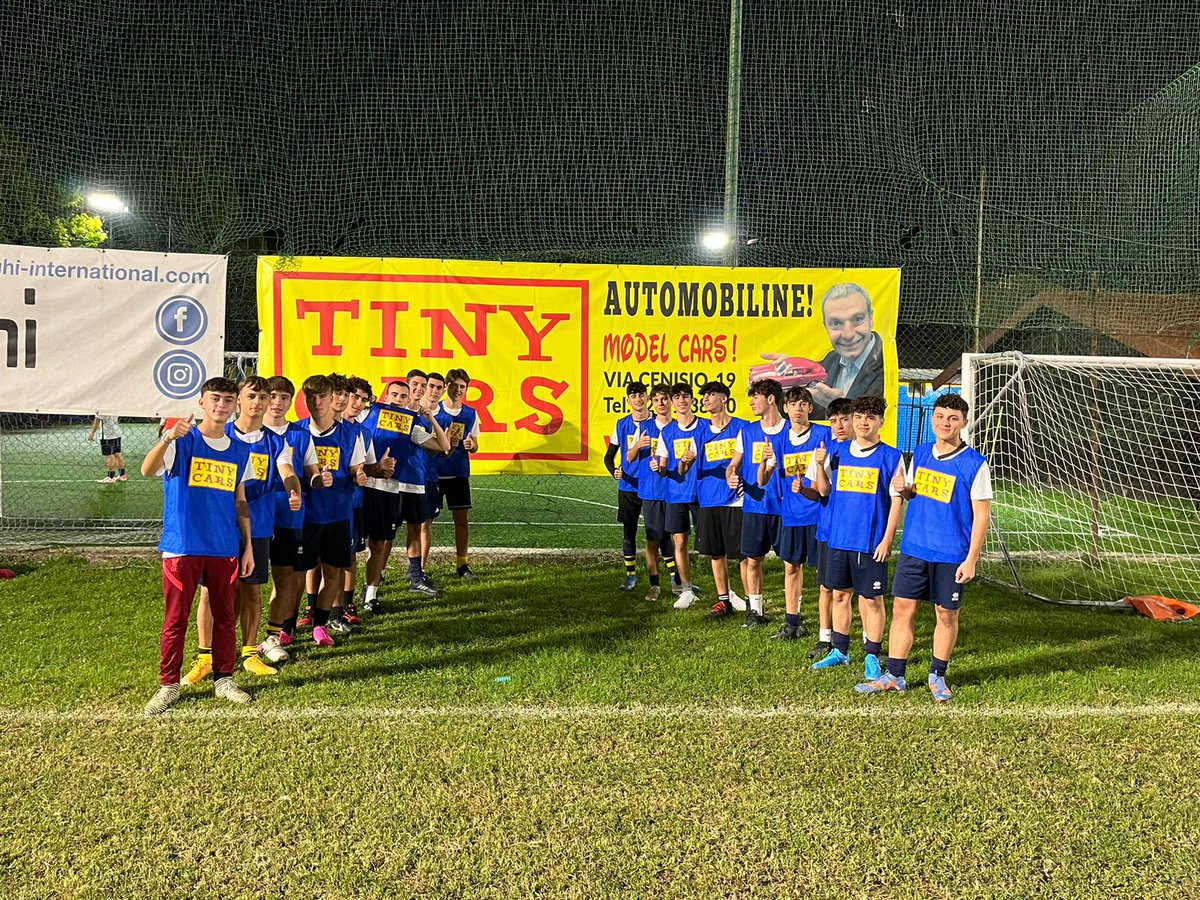 cars_tiny's tweet photo. ACD Macallesi 1927 veste i colori di Tiny Cars! Grandi Campioni!π#tinycars #calcio #sport #football #macallesi1927 #macallesi https://t.co/tp1IyRvJjt