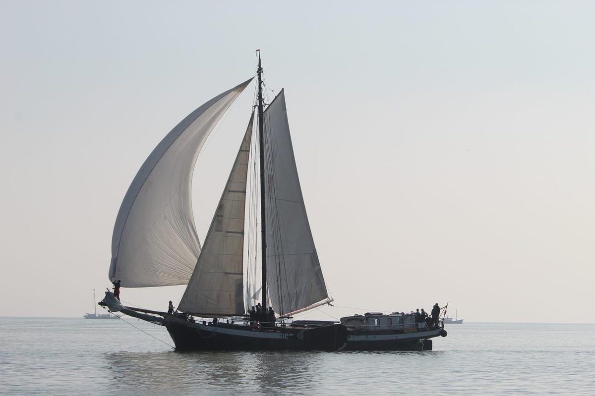 Bij de aanschaf in 2002 heeft Mayday het schip omgedoopt als eerbetoon aan de tweede hoogleraar en vierde rector magnificus van de Rijksuniversiteit Groningen; Nicolaus Mulerius. Zijn affiniteit met de zeevaartkunde maakt dat het vlaggenschip van de RuG zijn naam draagt. 2/2