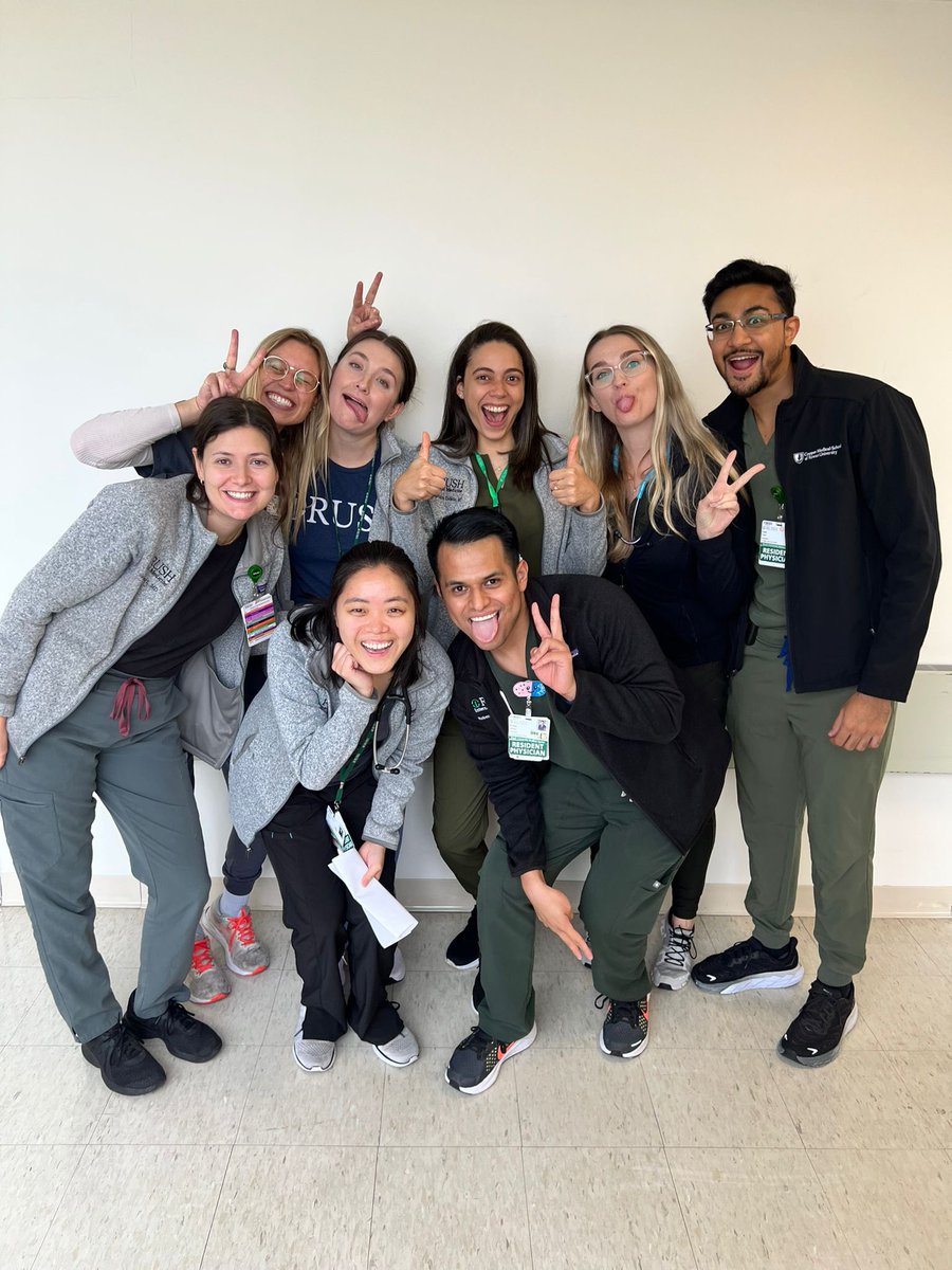 RUSH Internal Medicine Chiefs (@rushimchiefs) on Twitter photo General medical floor seniors signing off on block 3! Congrats! A job well done on what was a first month of senioring for most of you! <a href="/RushDOIM/">RUSH Internal Medicine</a> General medical floor seniors signing off on block 3! Congrats! A job well done on what was a first month of senioring for most of you! <a href="/RushDOIM/">RUSH Internal Medicine</a>