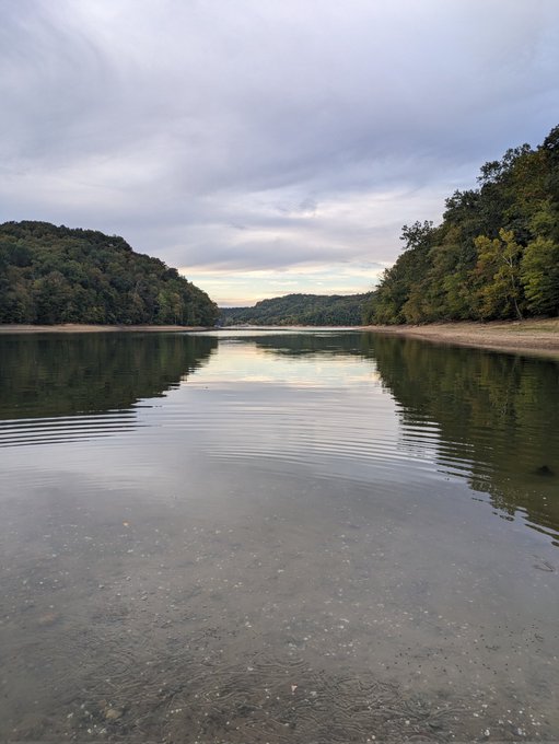 I lost my phone hiking...the GPS has it located &amp; the trail is private, so I can get it later. Sorry<a href="/tag/myxanniversary"class="tags"><span>#myxanniversary</span></a>