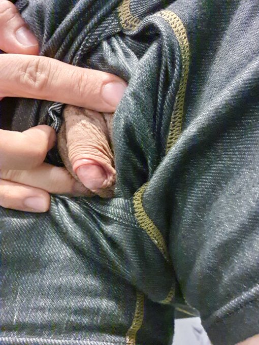 How would you make it hard ? ふにゃチン勃たせて😈どうやって大きくする？  #ftm #クリチン https://t.co/xaNjBTNFqg<a href="/tag/ftm"class="tags">#ftm</a><a href="/tag/%E3%82%AF%E3%83%AA%E3%83%81%E3%83%B3"class="tags">#クリチン</a>