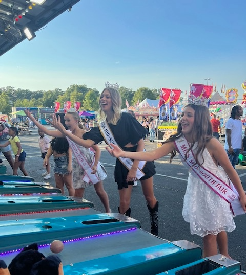 MidSouthFair's tweet photo. Miss Mid-South Fair pageant girls just want to have fun! Congrats to the 2023 winners! 👑

📸 Brandi Murphy https://t.co/QFDZwQsuVN