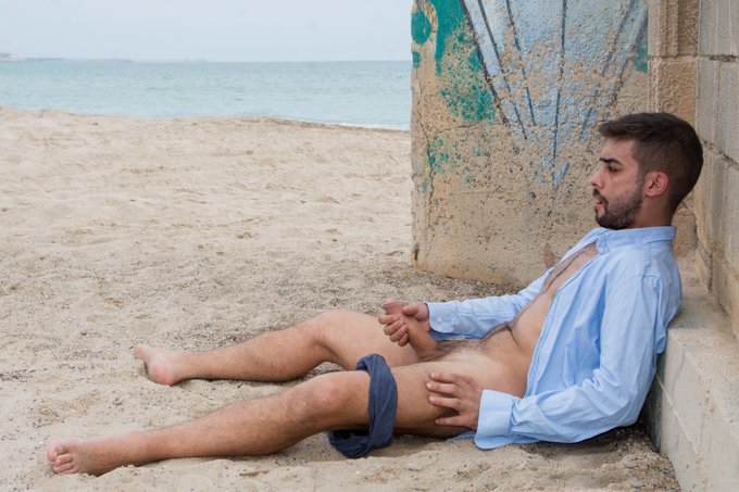 Goodnight !!   https://t.co/MopQSr4i0j  Like &iquest;? https://t.co/l79aT7lJkl