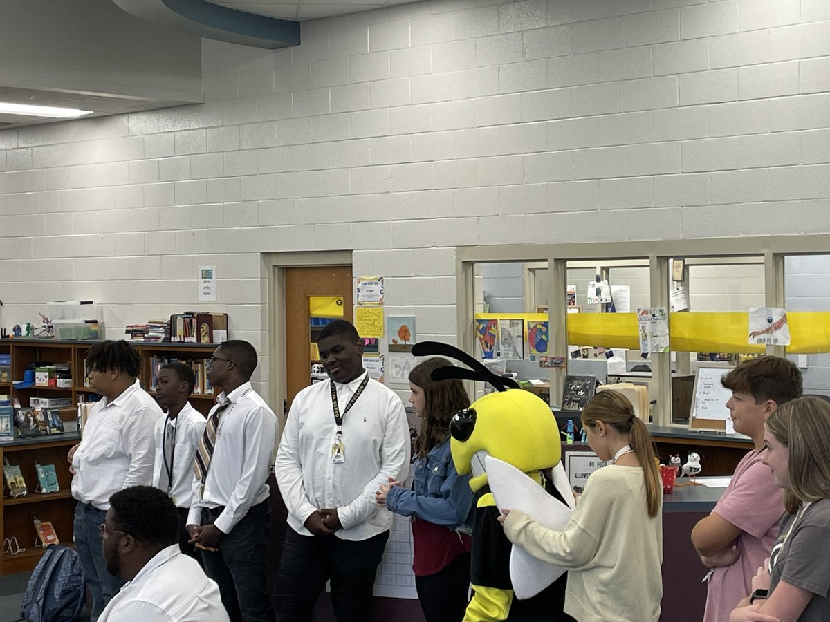 dmcdonald141's tweet image. Students @Greer_Middle helped welcome us and impress us with their love of and engagement in their school. @gcschools #middlelevel