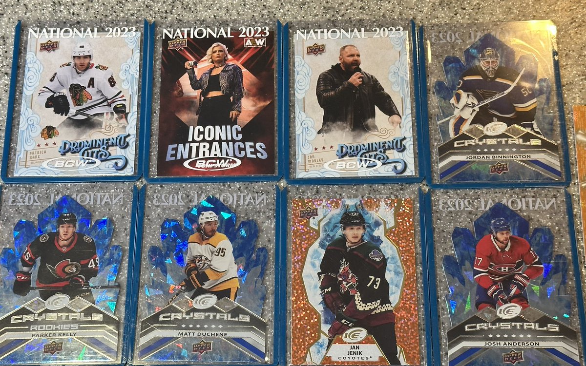 danvincent78's tweet photo. With the 4 night Hockey Only Stack Sale coming next week (10/2 - 10/5, ~8:30pm start time each night), let’s do a giveaway! Someone who retweets this post, and makes a stack in the upcoming sale, will receive everything shown here in these 2 pictures and $20 off their stack total!  Will be a ton more freebies and giveaways during the sale as well of course. Good luck and I’ll announce the winner after the sale and offer period have finished up.