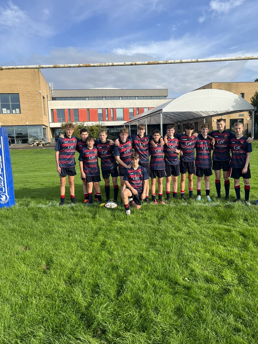 First run out of the season for the @YateAcademy year 10 rugby team. Thanks to <a href="/BVRDownendPE/">Mr Beaverstock</a> <a href="/WbourneAcad_PE/">Winterbourne Academy PE Department</a> <a href="/marlwoodschool/">Marlwood School</a> for joining us.
