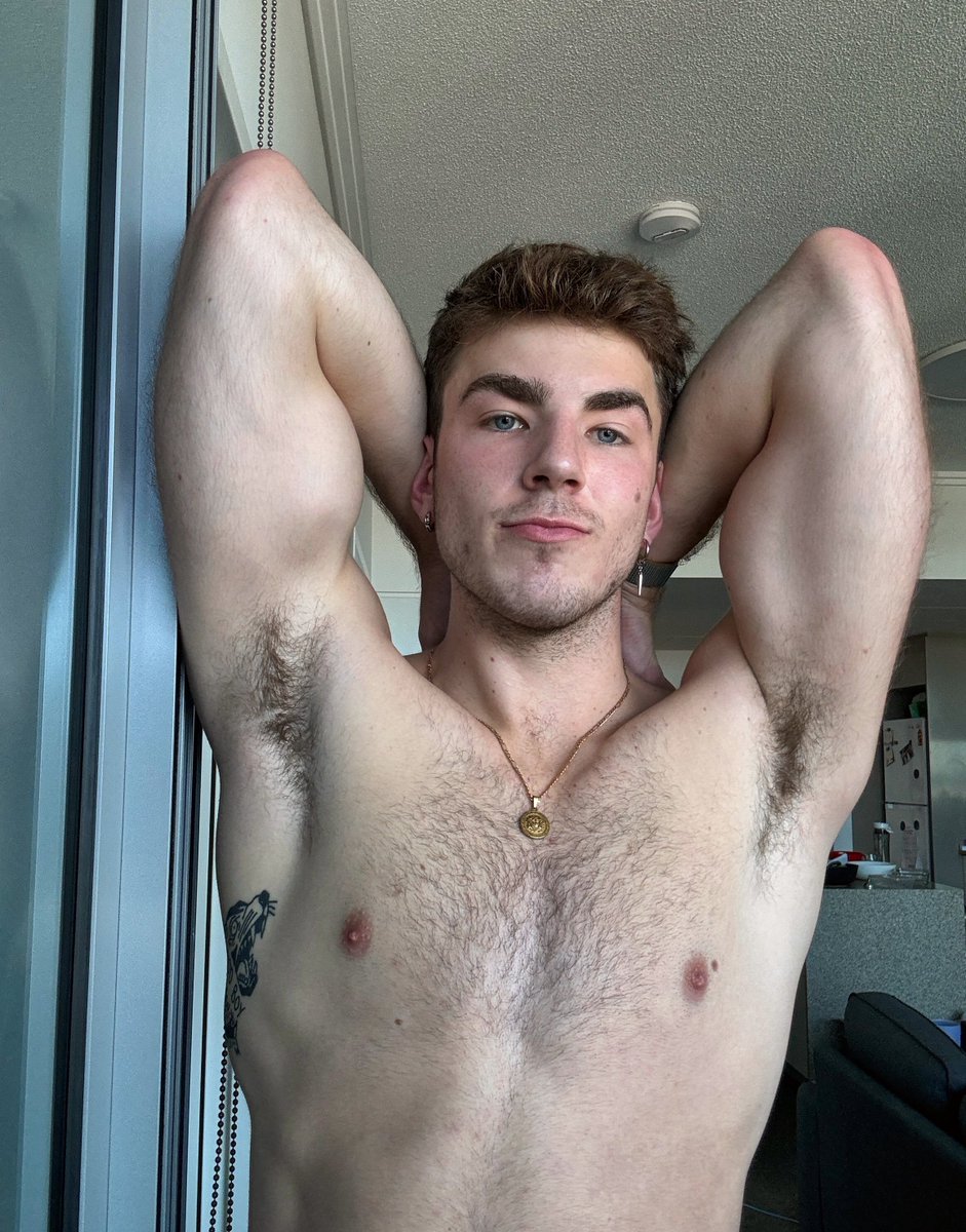 romeohomo's tweet photo. Who’s a fan of pits? https://t.co/oXKnh6Sc0v
