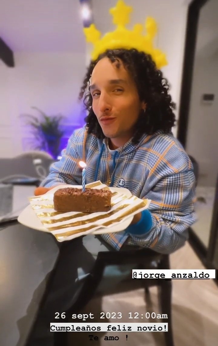Yess_Texcahua's tweet photo. Los amo tanto!!! ❤️🥰
FELIZ CUMPLE COKY
#JORGEBDAY https://t.co/DiOQe7RkVM