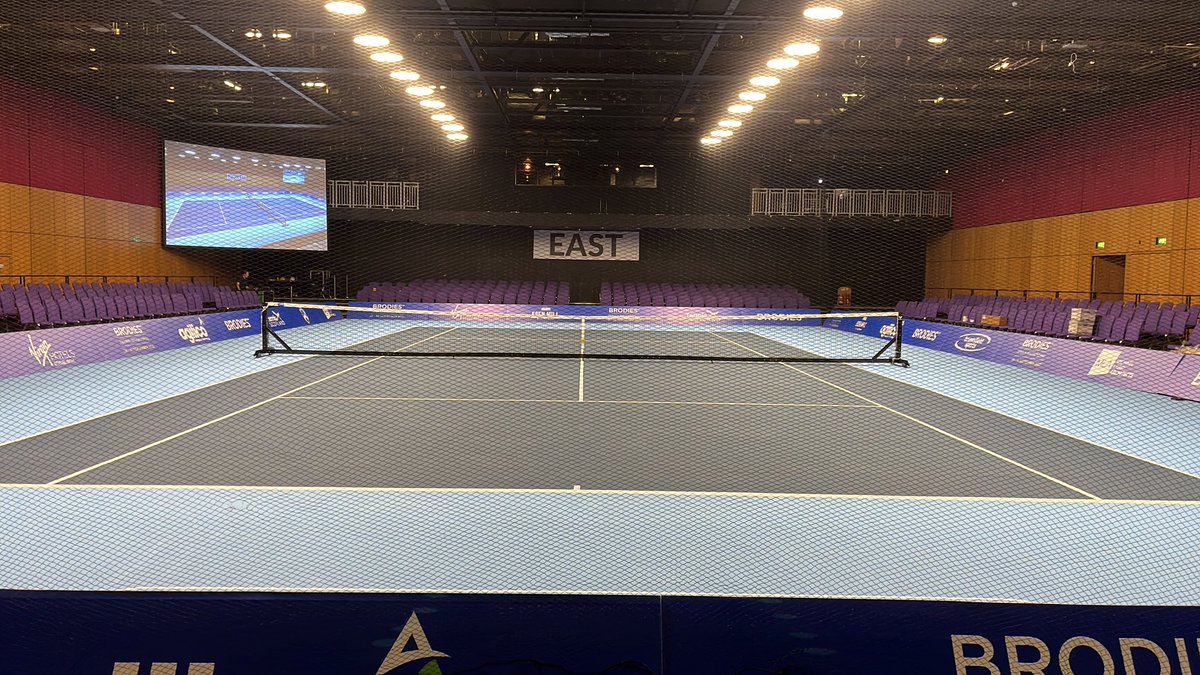 Not long to go now and the court is taking shape. Still time to grab a last minute ticket to watch top class tennis in Edinburgh 🎾 #BTI23 @BrodiesLLP