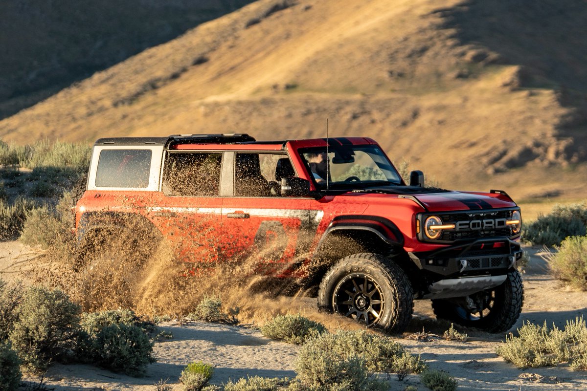 ridgewallet's tweet image. 🚨Summer Sweepstakes Entry Giveaway 🚨 
Repost this post in the next 30 minutes for the chance to win 100 FREE entries into our summer sweepstakes! One lucky follower will be that much closer to taking home the fully loaded Ford Bronco VelociRaptor or $75,000 CASH. 💸