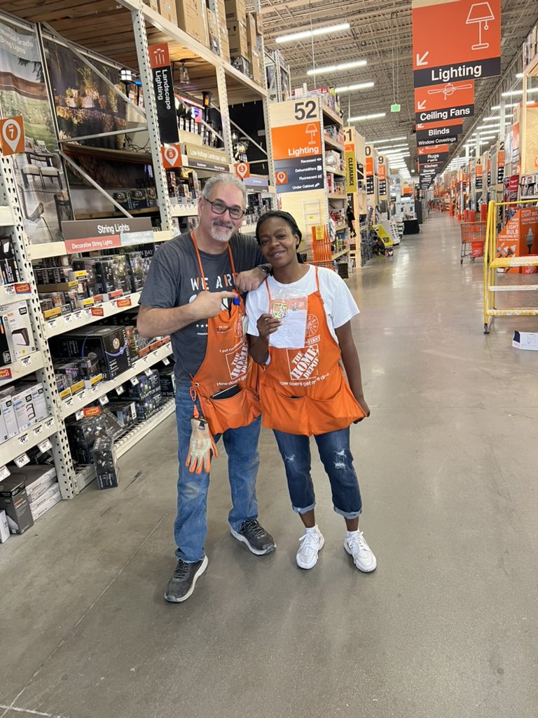 Recognizing D26 associate Latana for going above and beyond helping with Success Sharing last weekend! <a href="/daisycow824/">Tiffany Hubbard</a> <a href="/ReggieS66781573/">Reggie Sims</a> <a href="/SamConley8/">Sam Conley</a> <a href="/KimGoldhardt187/">Kim Goldhardt</a> <a href="/kelly_broyles/">Kelly Broyles</a>