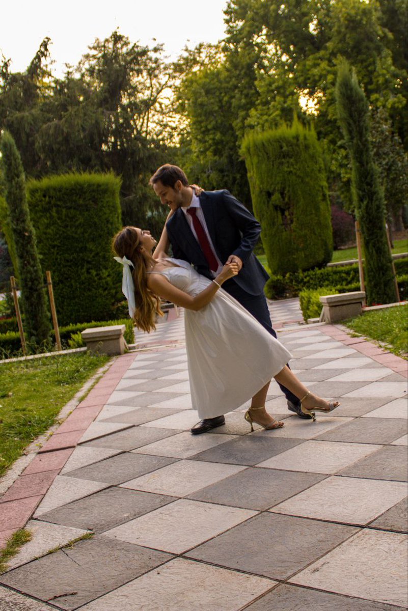 Smilax9_'s tweet image. Fue hace 5 años, estaba algo perdido y ella me encontró. Aún no lo sabía pero en ese momento cambió mi vida y hoy puedo decir que me siento la persona más feliz del mundo
Muy ilusionado de seguir escribiendo esta historia juntos
Gracias por ser la estrella que ilumina mi camino♥️