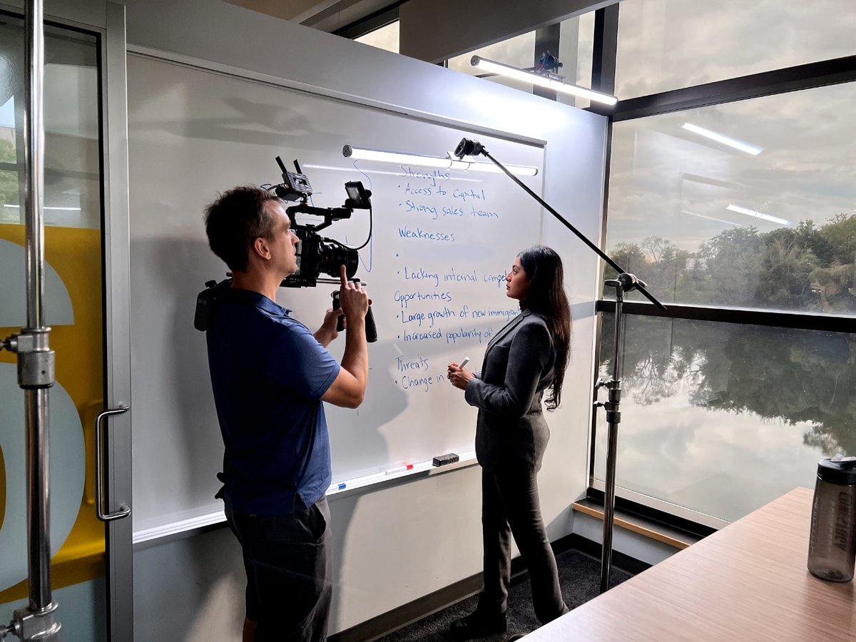 Memory_Tree's tweet image. Behind The Scenes Feature this week: Our team on location at Conestoga College for an upcoming commercial spot!

#MemoryTree #NextLevelDigitalContent #MarketingAgency #ContentCreators #Cinematography #Animation #GraphicDesign #KWAwesome #ConestogaCollege #ThinkConestoga