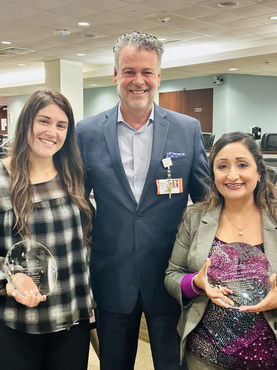 Congratulations to the Dean’s Values in Action award winners, Katie Flood and Dr. Taranjeet Ahuja’s 👏🏽👏🏽👏🏽
#zuckersom #deansAward #faculty #staff #recognition