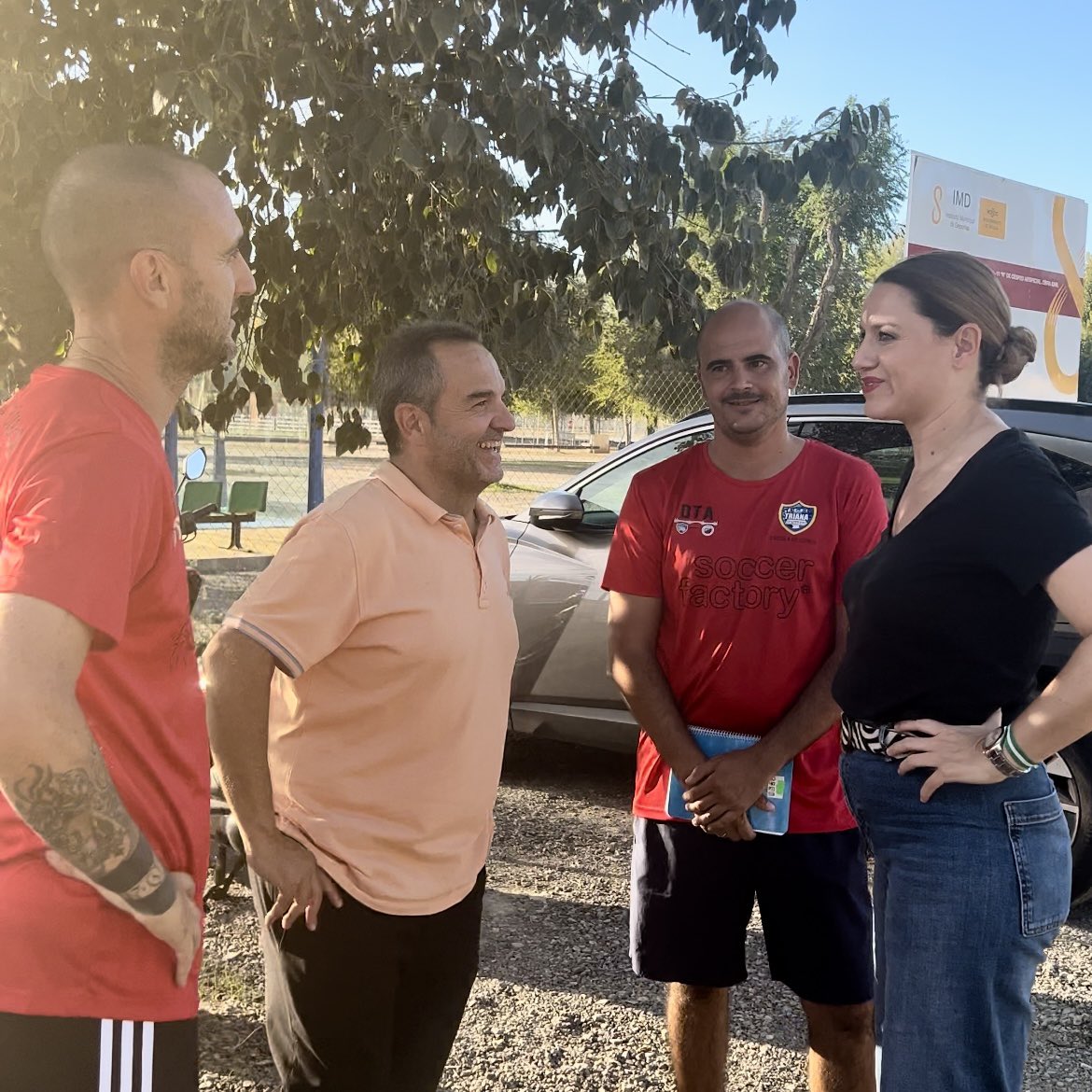 minervasalaslop's tweet photo. Tarde de trabajo con @triana_ar_rabad para mejorar y cubrir las necesidades de nuestros equipos!!! 

A seguir trabajando!!! Gracias por vuestro cariño 🥰

#SevillaEsDeporte
#SevillaEsTalento https://t.co/PNh7tgADig