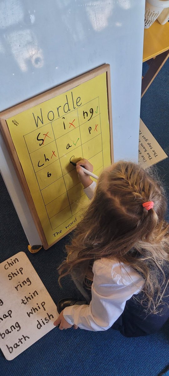 MrsTCaterpillar's tweet photo. The P3s played 'Wordle' today. One player chose a "secret word" the others had to guess what it was through a process of elimination. Which sounds were in the word? π€β #FunWithPhonics #WordGames @MorayPS https://t.co/y9lt3RpCAO