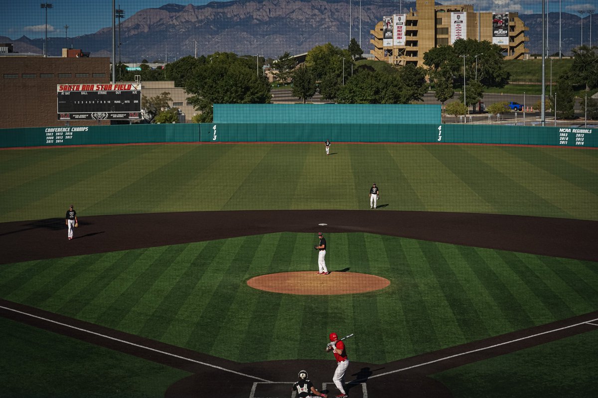 UNMLoboBaseball's tweet photo. Getting better every week!

#GoLobos https://t.co/CQm7GfXyf7