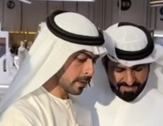 نرفع اسمى التهاني والتبريكات ل  الشيخ #خليفة_بن_طحنون ال نهيان الثقة الغالية التي أولاها له سيدي صاحب السمو #الشيخ_محمد_بن_زايد ال نهيان رئيس الدولة ، حفظه الله ، بتعيينه رئيساً لديوان ولي عهد أبوظبي ، متمنياً له التوفيق والنجاح في خدمة القيادة والمجتمع.