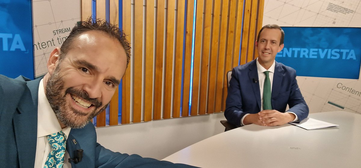 El subdelegado, <a href="/JosemMartinFdez/">José Mª Martín Fdez.</a>, ha estado esta noche en la entrevista de <a href="/interalmeriatv/">Interalmería TV</a>, con <a href="/yiyolopez99/">Rafa López</a>, hablando de las obras del AVE, del soterramiento, de los proyectos de Carreteras que hay en marcha y de la potente inversión del Gobierno de España 🇪🇸 en #Almería.
