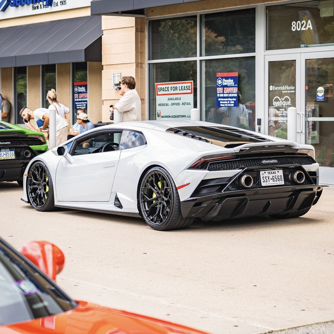 CarManToday's tweet photo. Watch out for the Hurricane. Lamborghini Huracan Evo with our Stance #RotaryFlowForged SF10 in the Full Gloss Black Finish.
Owner: #tagtheowner
Photo By: @j_chav20 📸
#stancewheels #stancesf10 #stancecrafted https://t.co/o6gn8KHaF0