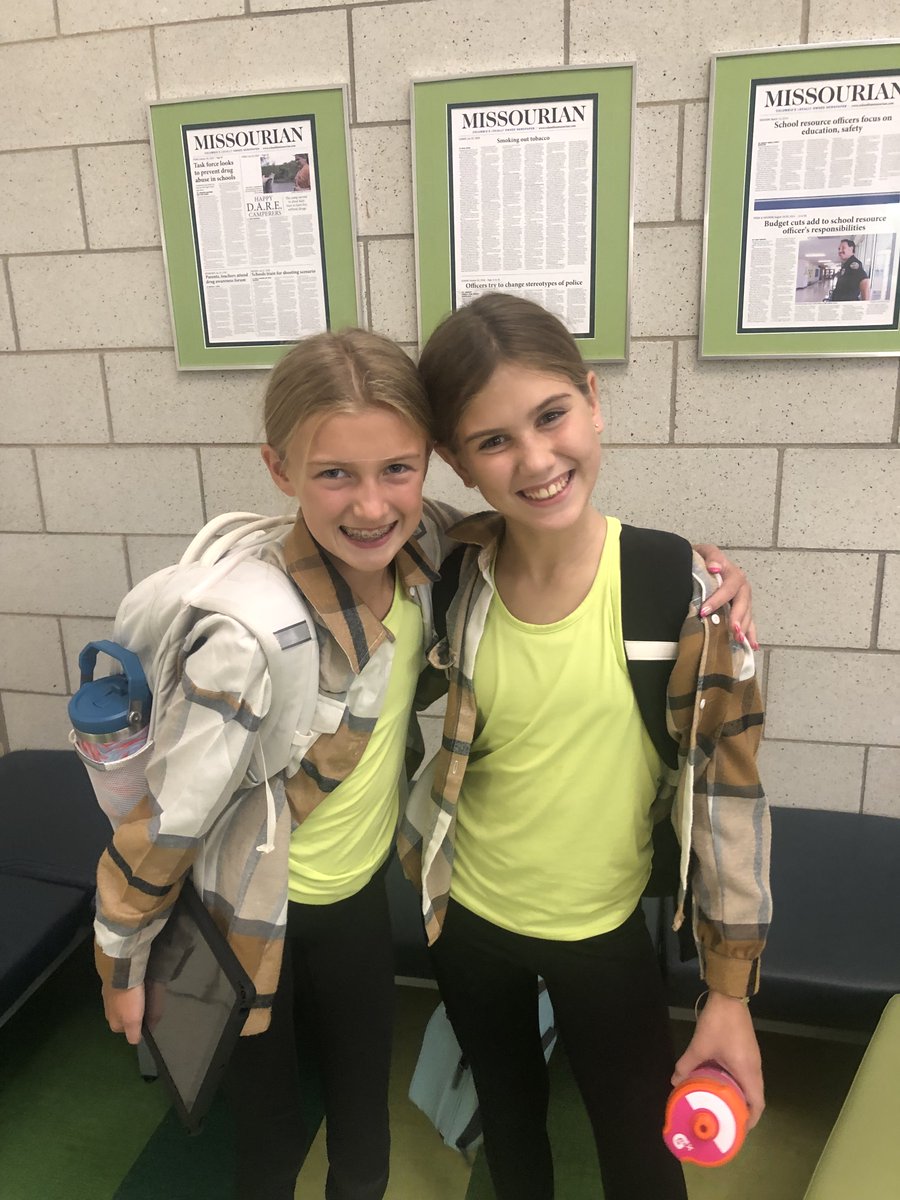 Taylor Drennan (@drennan85) on Twitter photo Twin Day <a href="/jwmscps/">johnwarnermiddleschool</a> today! Love that we have so many students and staff enjoy these days. #warnerway <a href="/BParisi_CPS/">Brenda Parisi</a> Twin Day <a href="/jwmscps/">johnwarnermiddleschool</a> today! Love that we have so many students and staff enjoy these days. #warnerway <a href="/BParisi_CPS/">Brenda Parisi</a>