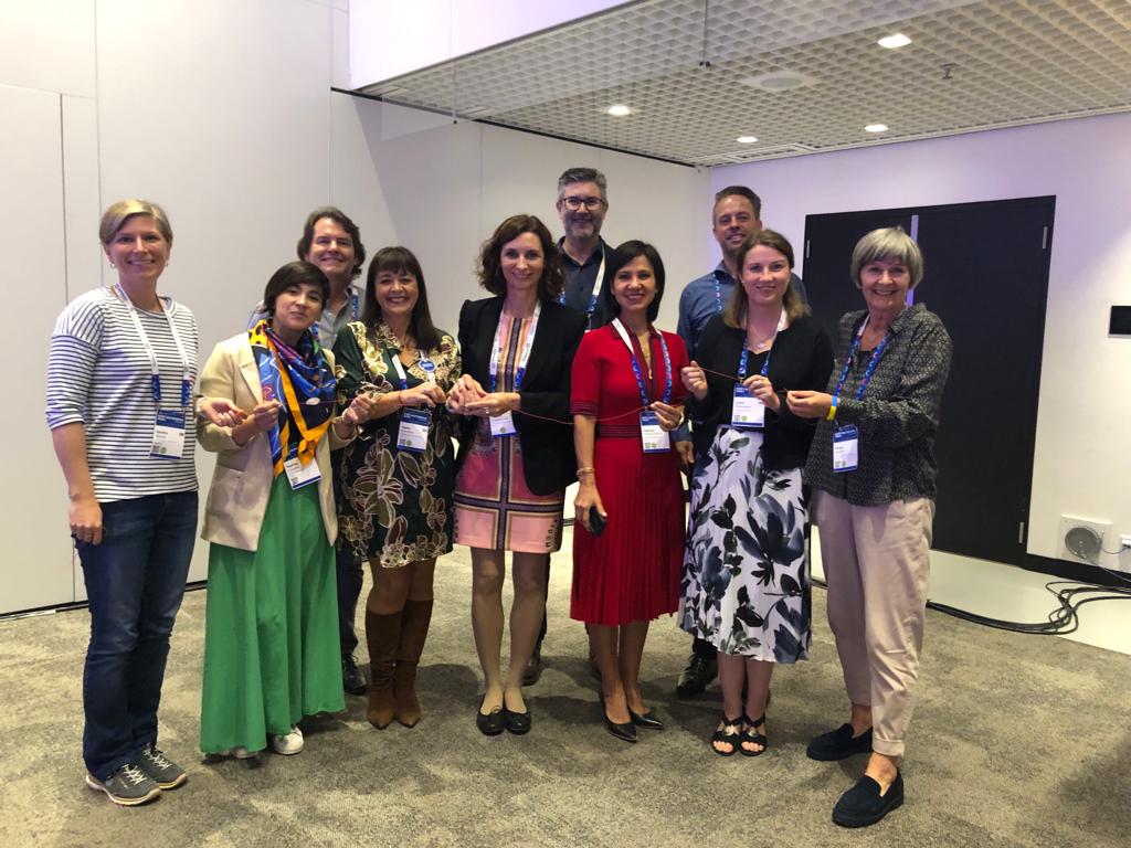 The #EAIE2023 has kicked off. At the EAIE Share&amp;Learn workshop for doctoral students, 10 CHEI community members were present. @ChrisZig and @fionajanehunter led discussions on how to articulate your research contribution and weave it as a ‘red thread’ into your writing. #PhD