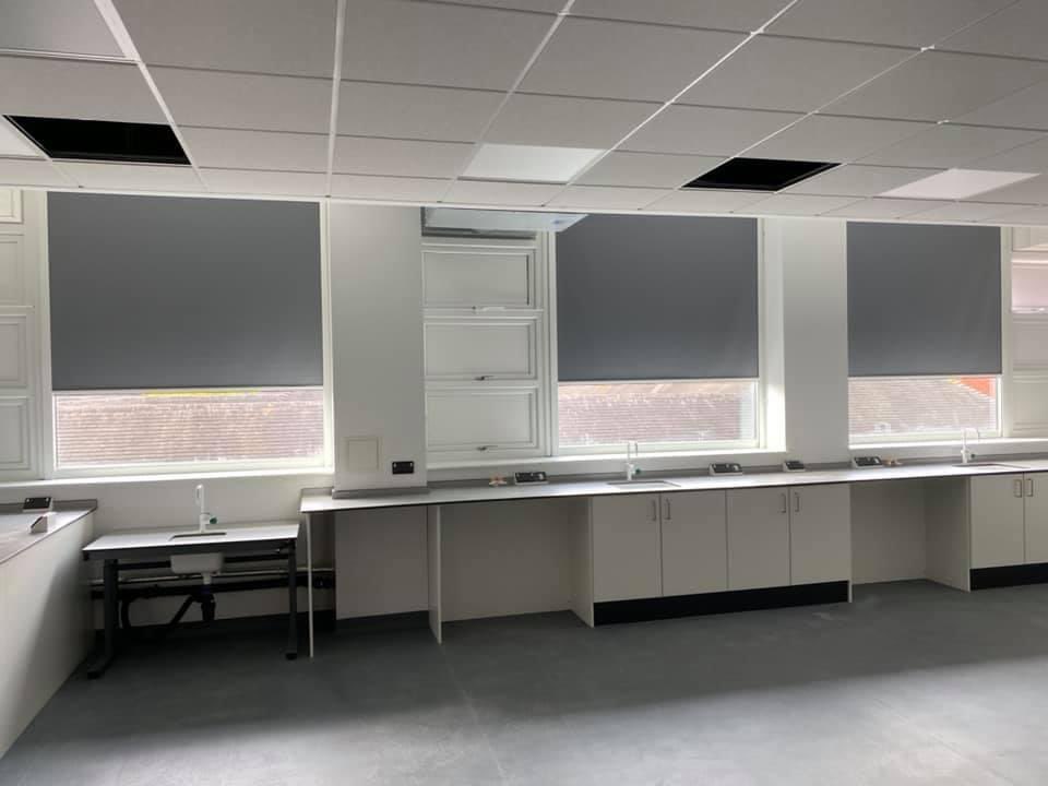 InstallPegasus's tweet photo. 77 Blackout blinds installed. #Blinds https://t.co/SrdDKqxorW
