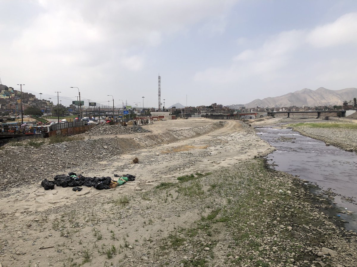 limantigua's tweet photo. Lima, ¿Cómo vamos?🤔
Lima, ¡Así estamos! 🤷🏻♂️🤷🏻♀️
#EUBeachCleanup #GasparFrontini #EquipoEuropa #EU4ClimateAction #RioRimac #ProyectoEspecialPaisajisticoRioRimac #CiudadesCómoVamos #prolima #PlanMaestro #LimaComoVamos #LuisMartinBogdanovich
#CiudadesQueInspiran #LimaPotenciaMundial https://t.co/LyNcbSmF74