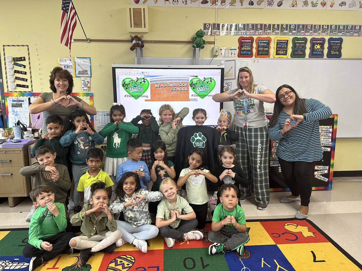 MeadowbrookSchoolEM tweet media