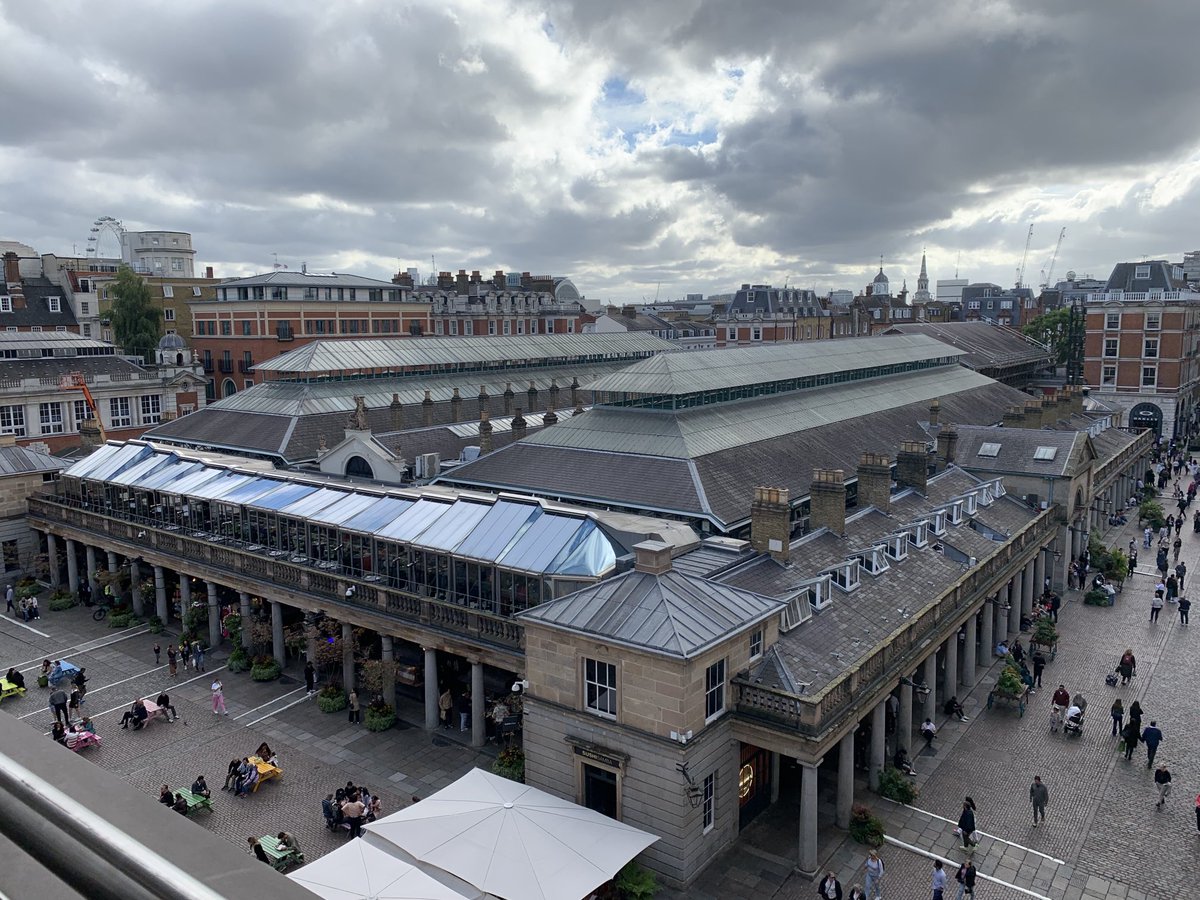 Elisabeth Lenckos tweet media